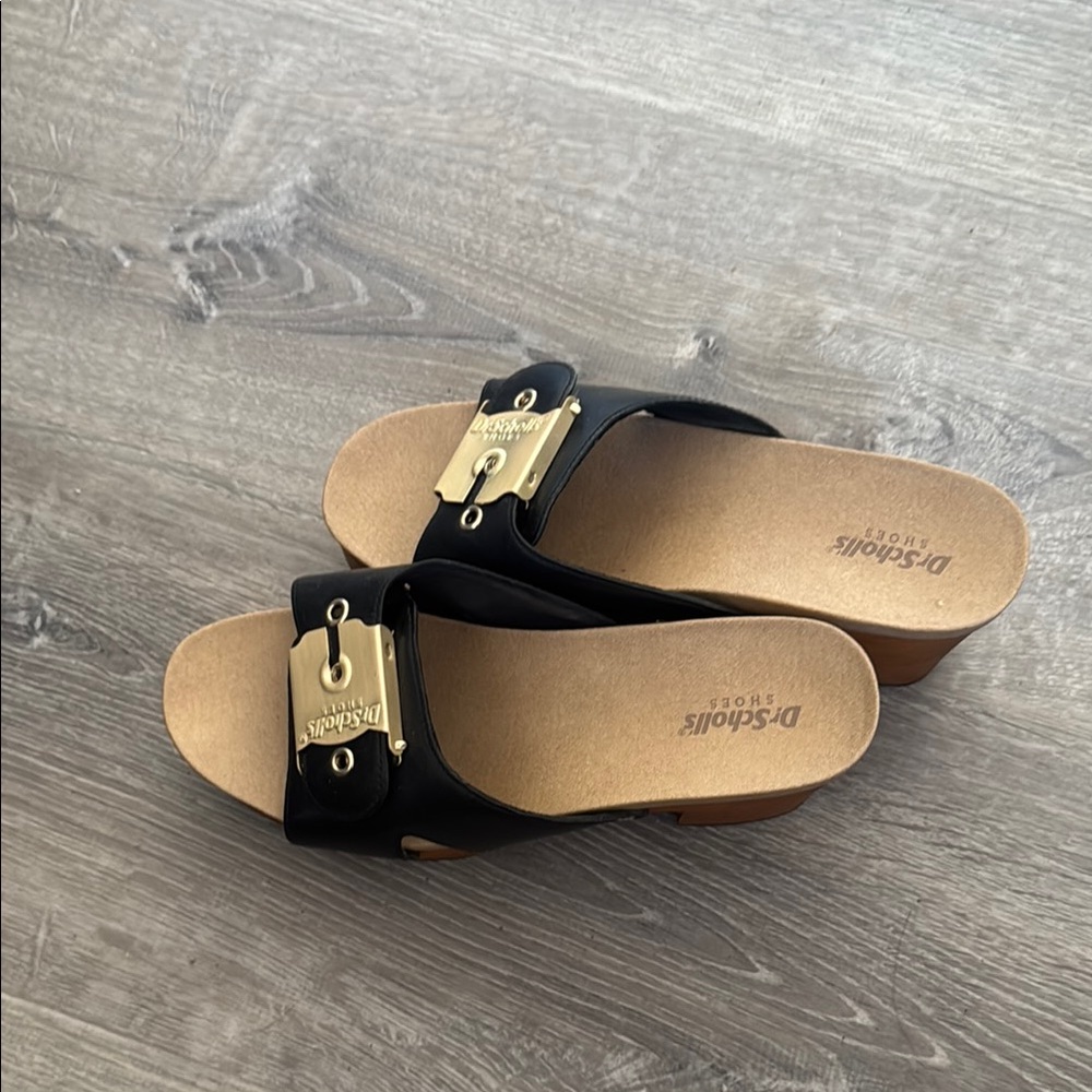 Dr. Scholl's Black and Tan Mules Comfortable Clogs